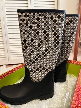 Tory Burch Black Logo-Print Rain Boots Size 9